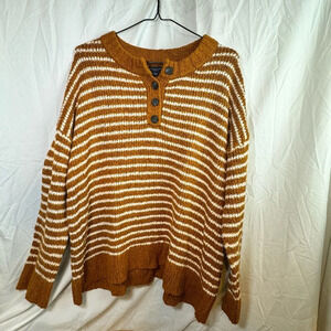 Women's American Eagle M Jegging Fit Brown & White Striped Oversized Sweater